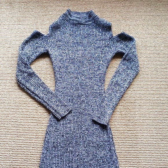 4/25$ Knitted sweater dress - Picture 1 of 1